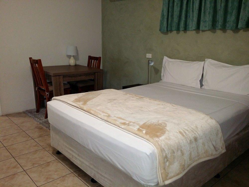 Galaxy Mackay Motor Inn Kültér fotó