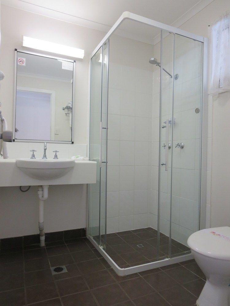 Galaxy Mackay Motor Inn Kültér fotó