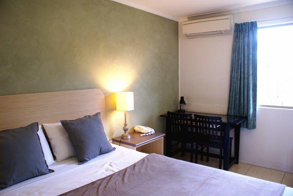 Galaxy Mackay Motor Inn Kültér fotó