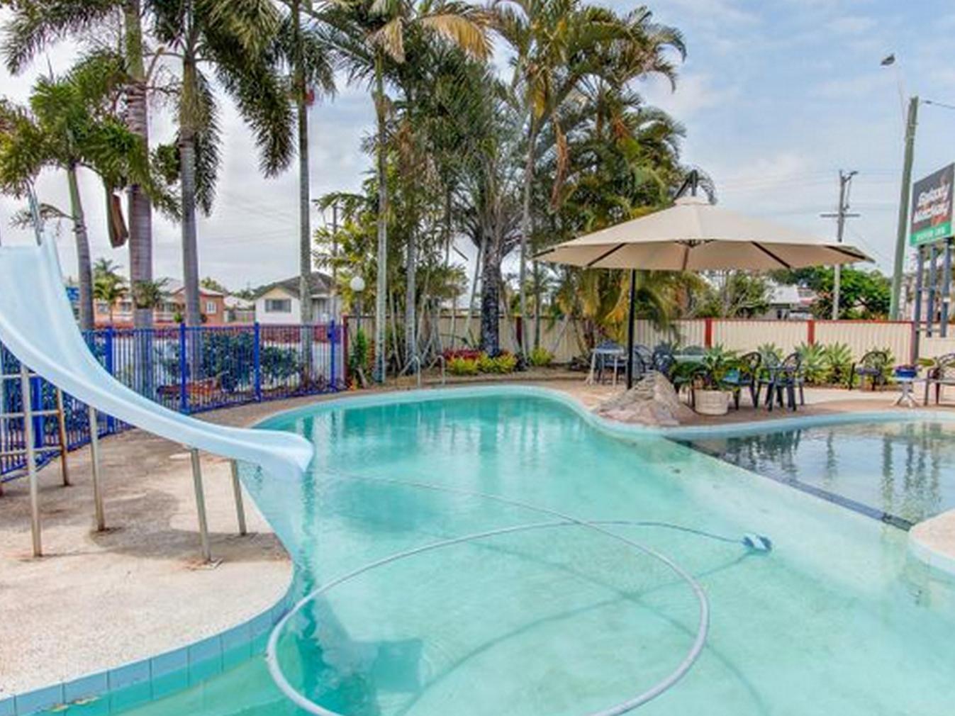 Galaxy Mackay Motor Inn Kültér fotó