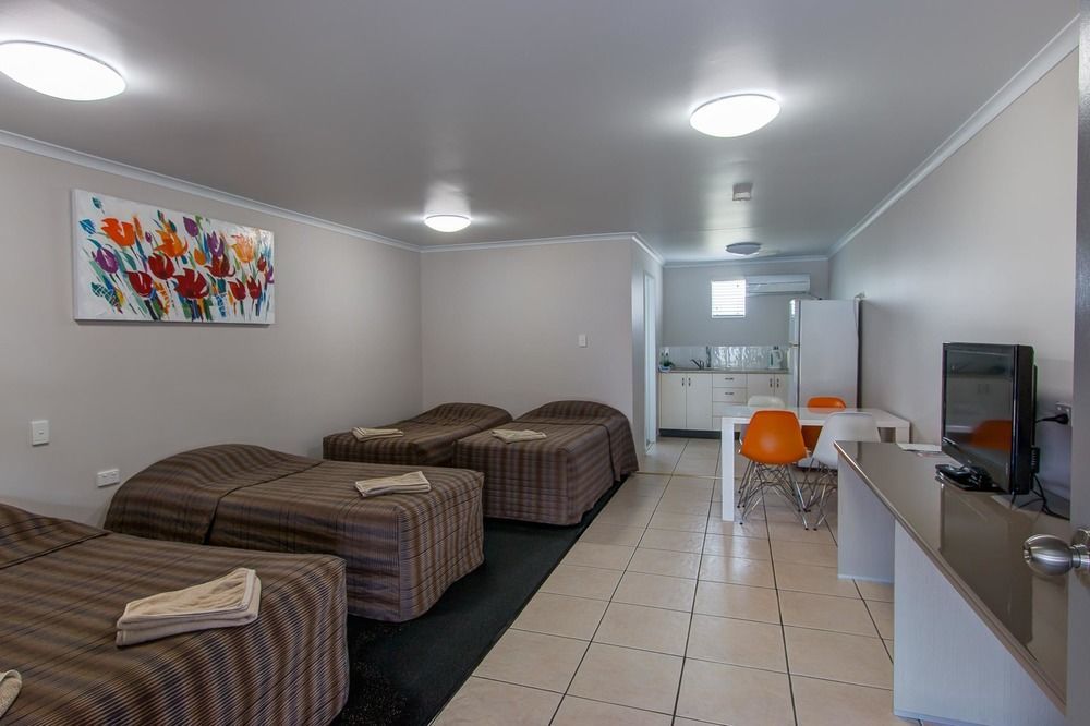 Galaxy Mackay Motor Inn Kültér fotó